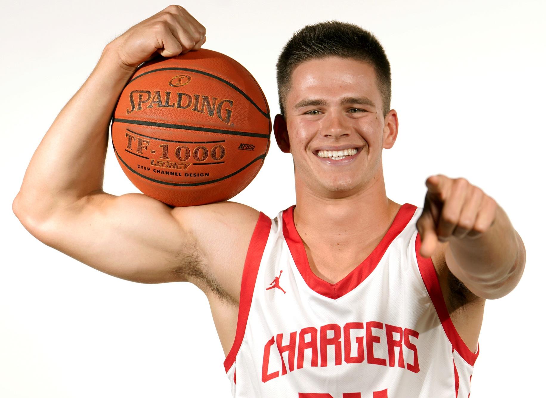Caves&rsquo; Clutch FTs Give Chargers 66-65 Victory at Lincoln Land