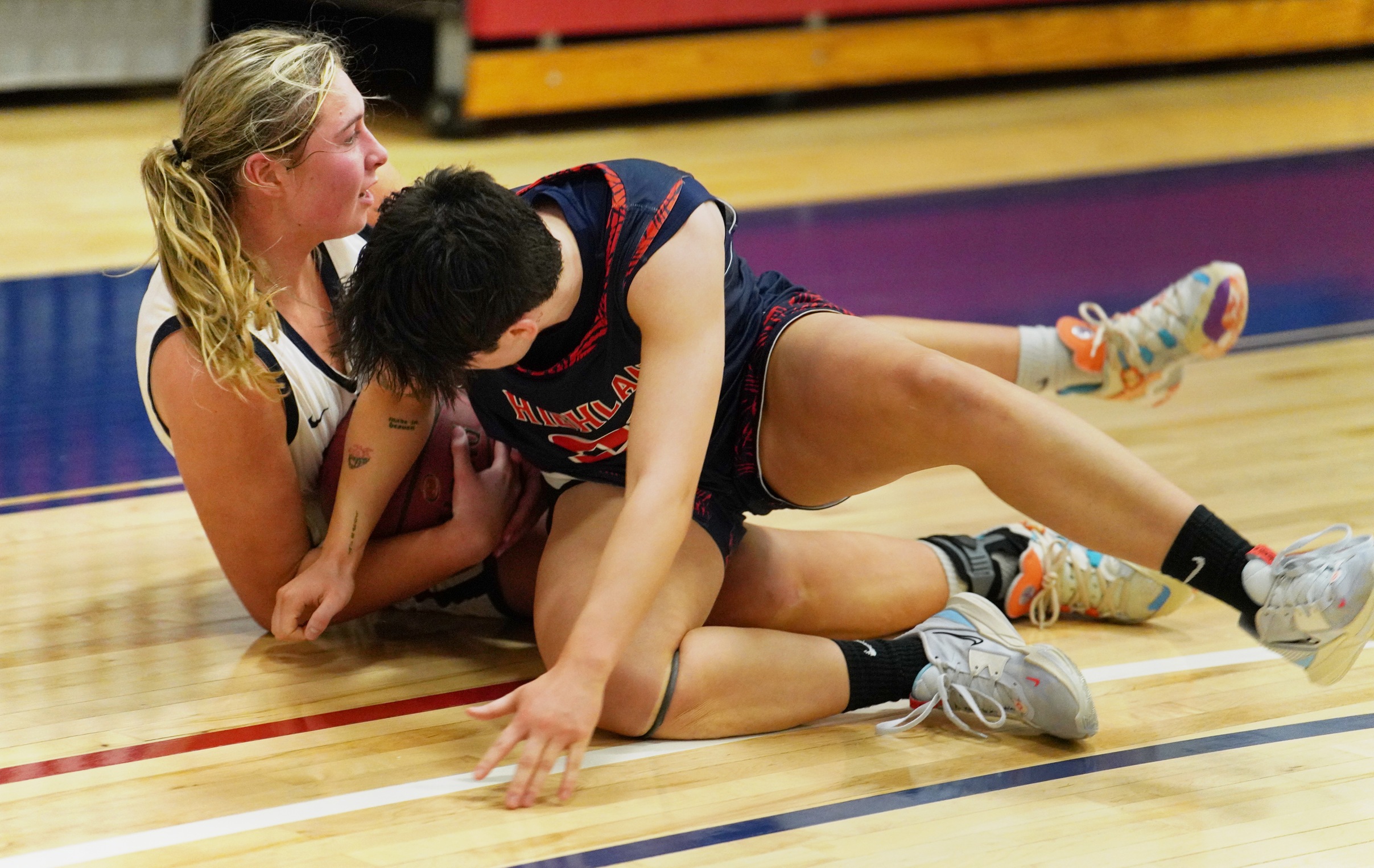 Chargers Pull Even in 4th but Come Up Short at Highland